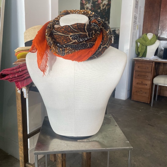 813 Ottotredici Orange and Brown Floral print Scarf